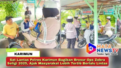Sat Lantas Polres Karimun Bagikan Brosur Ops Zebra Seligi 2025, Ajak Masyarakat Lebih Tertib Berlalu Lintas