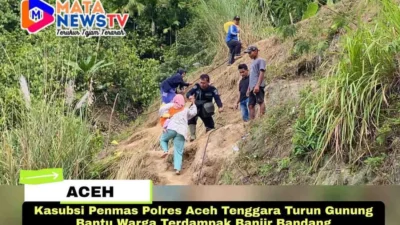 Kasubsi Penmas Polres Aceh Tenggara Turun Gunung Bantu Warga Terdampak Banjir Bandang
