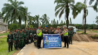 Satlantas Polres Sergai dan Yonif TP 902 Perkuat Sinergi Lewat Sosialisasi Polantas Karib dan Safety Riding