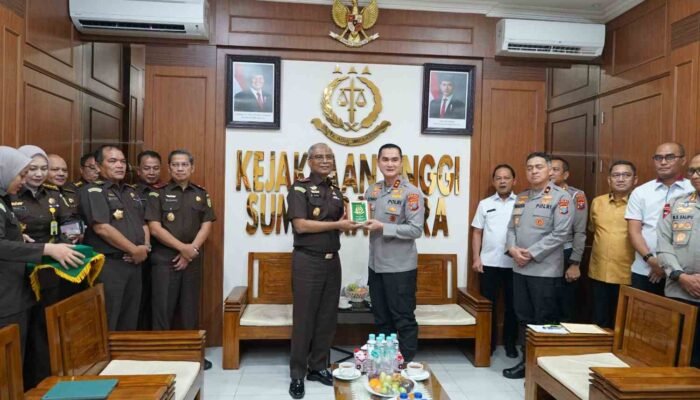 Kapolda Sumut Kunjungi Kejati, Perkuat Sinergi Penegakan Hukum dan Kepastian Keadilan