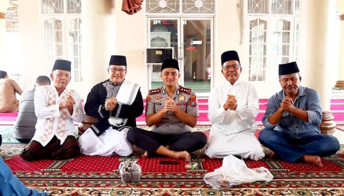 Kapolres Binjai Gelar Jumat Keliling, Ajak Jemaah Masjid An-Nur Bersinergi Jaga Kamtibmas