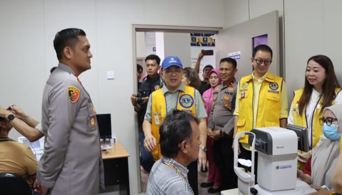 Polres Binjai dan Bhayangkari Fasilitasi 53 Warga Jalani Operasi Katarak